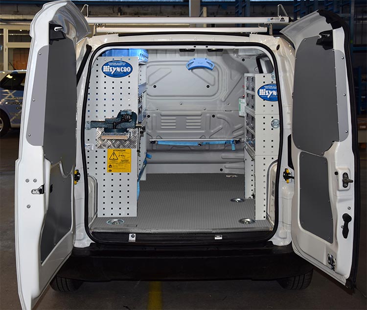 Fiorino allestito con arredi Syncro Ultra Prato