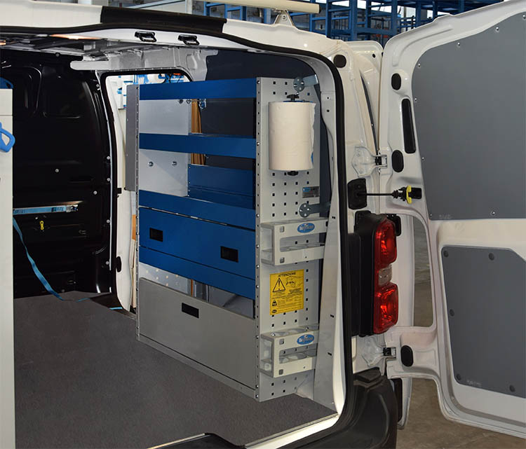 Proace con accessori sistema Syncro Prato