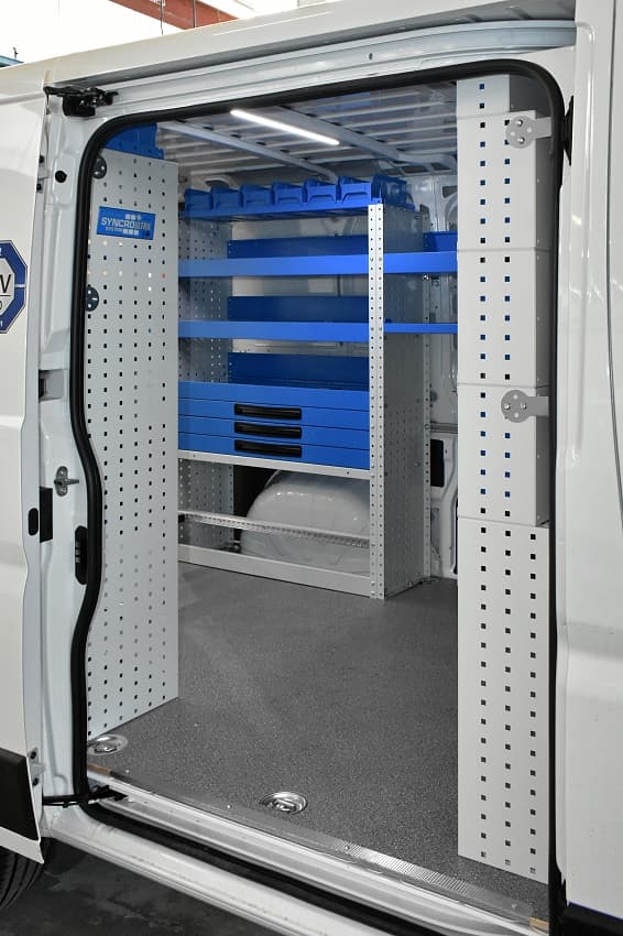 Visione laterale di Jumper con cassetti e scaffali Syncro Prato