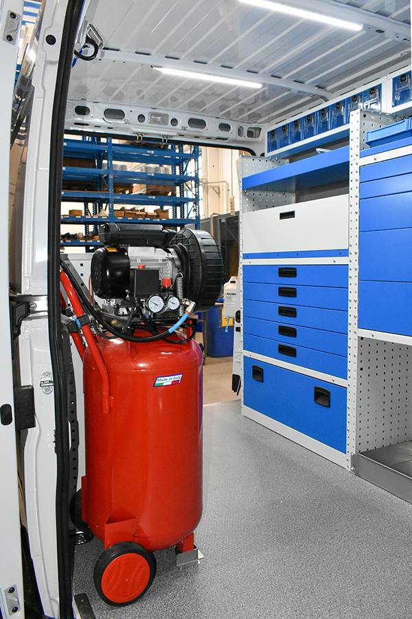 Compressore con ruote per furgoni Syncro Prato