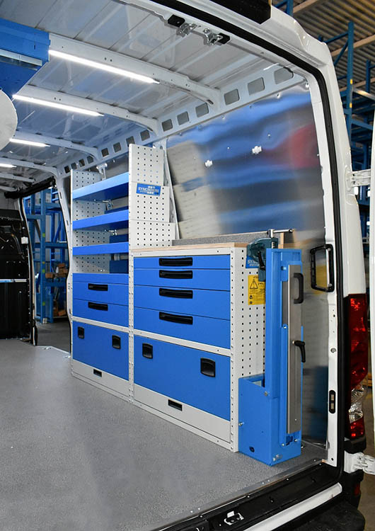 Daily con banco da lavoro Syncro System Prato